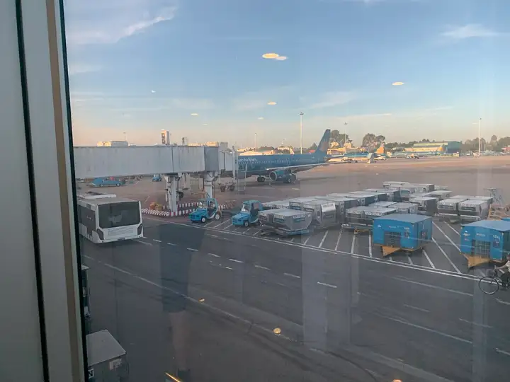 View of the apron at Tan Son Nhat International Airport